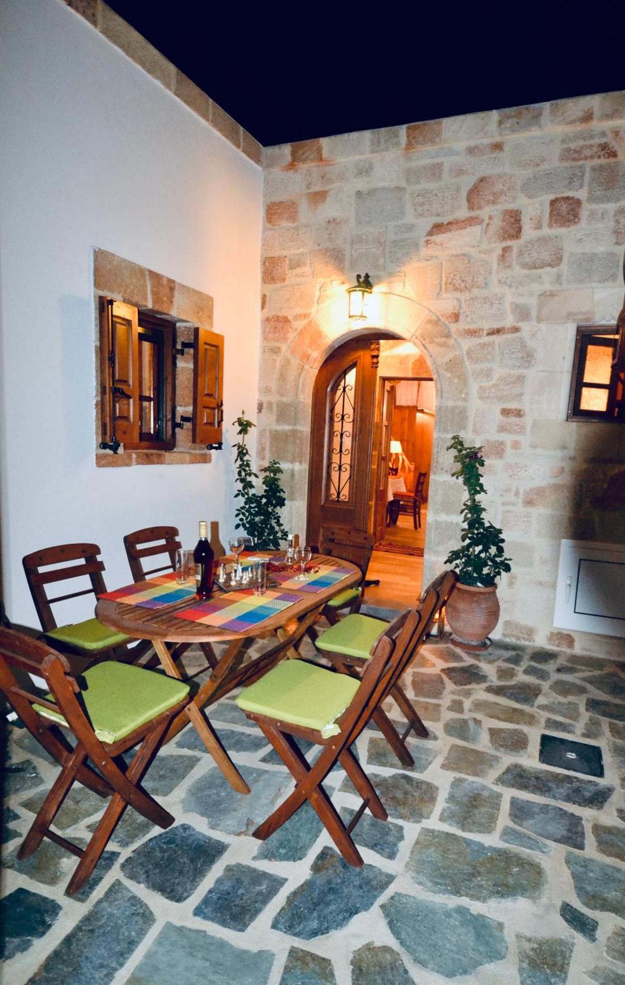 Villa Patitiri Traditional House With Hot Tub أرخانجلوس المظهر الخارجي الصورة