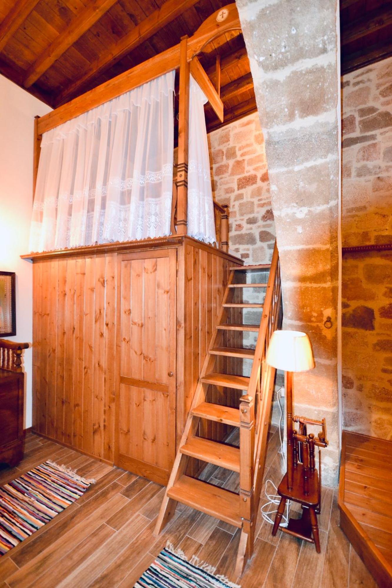 Villa Patitiri Traditional House With Hot Tub أرخانجلوس المظهر الخارجي الصورة
