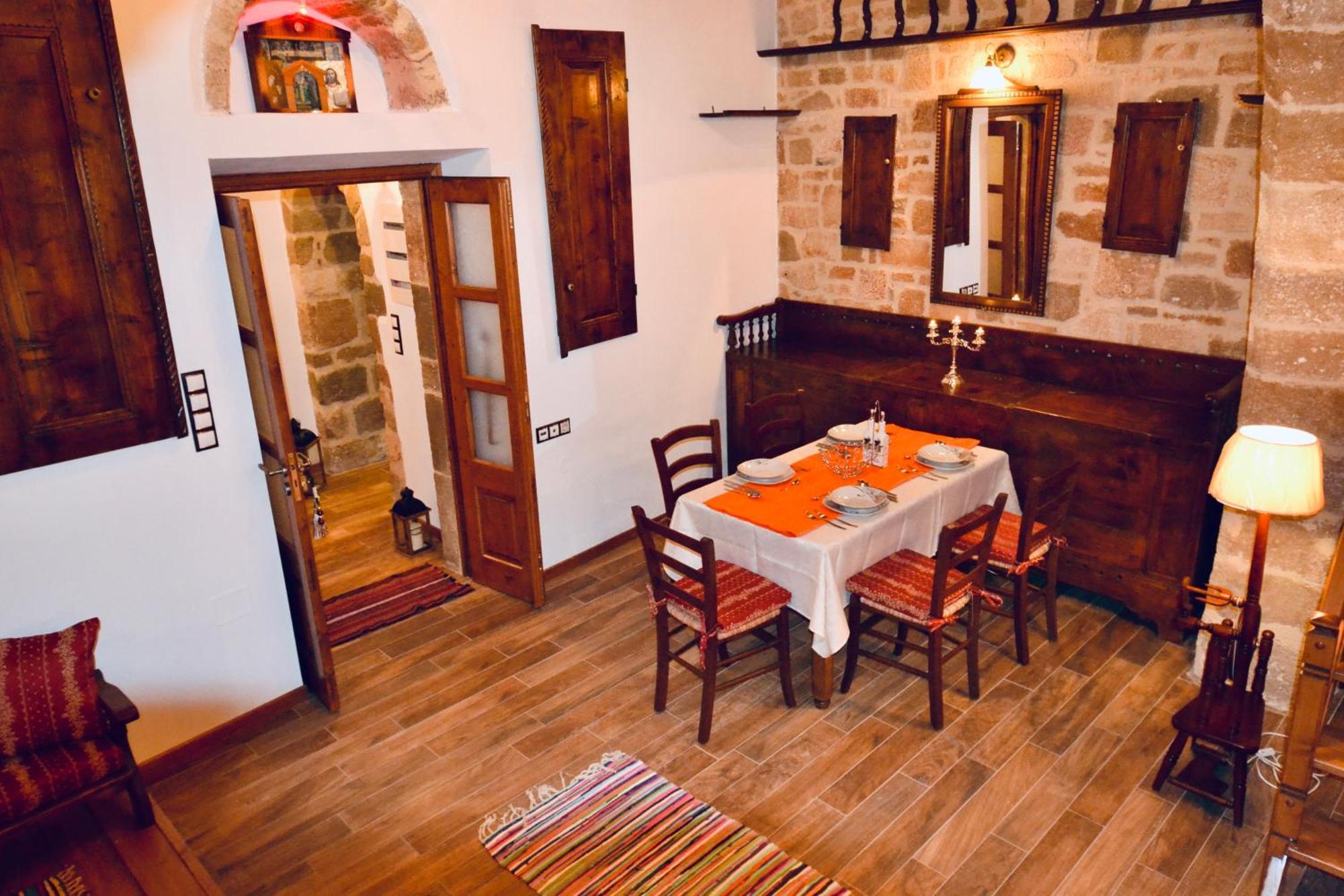 Villa Patitiri Traditional House With Hot Tub أرخانجلوس المظهر الخارجي الصورة