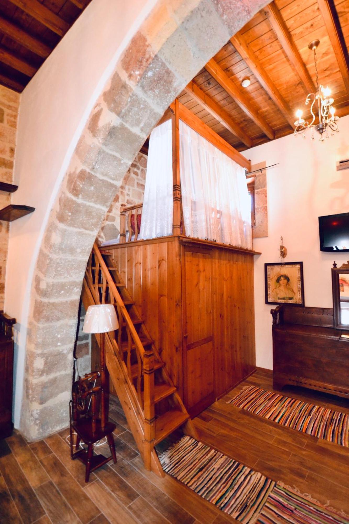 Villa Patitiri Traditional House With Hot Tub أرخانجلوس المظهر الخارجي الصورة