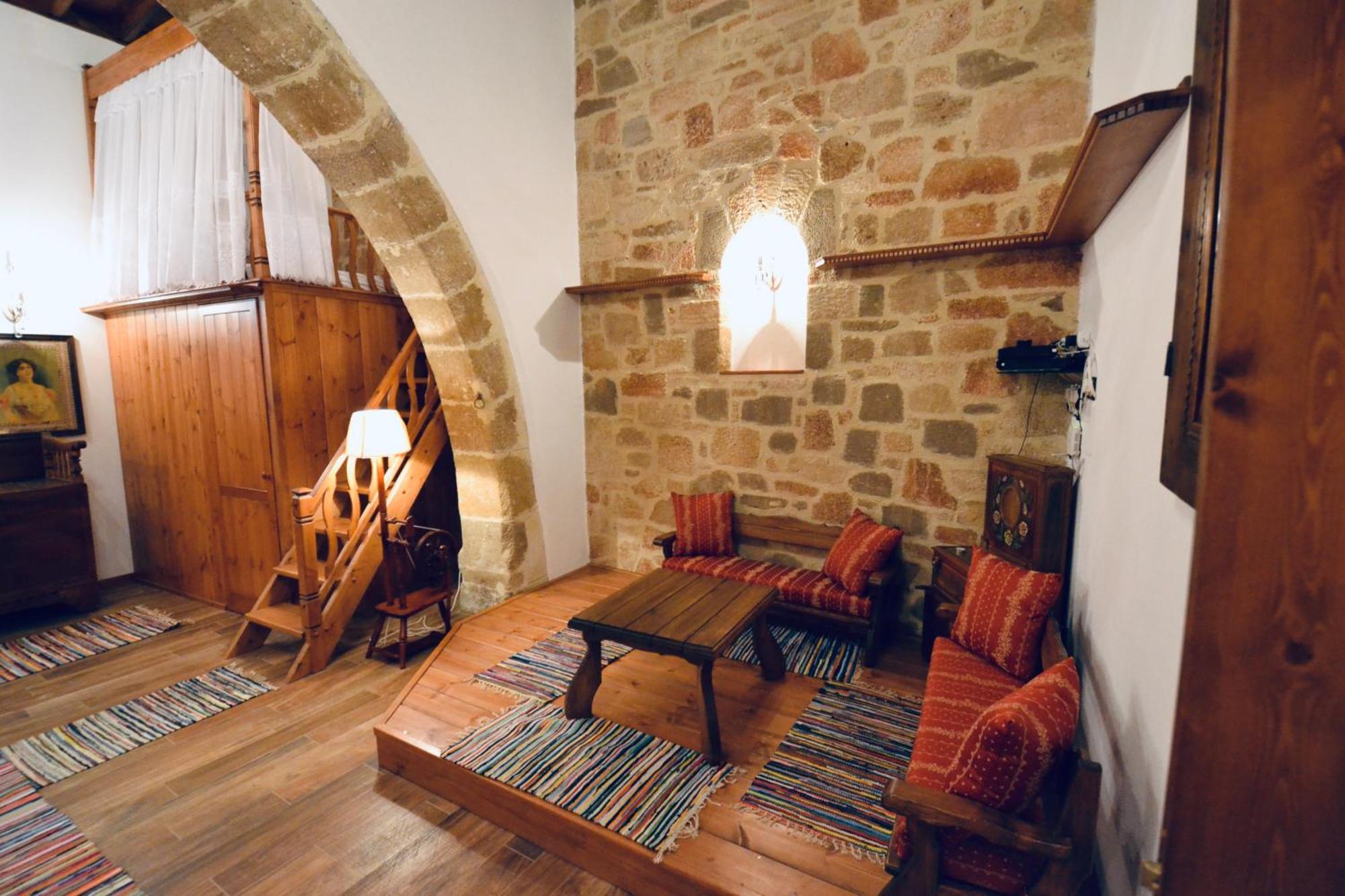 Villa Patitiri Traditional House With Hot Tub أرخانجلوس المظهر الخارجي الصورة