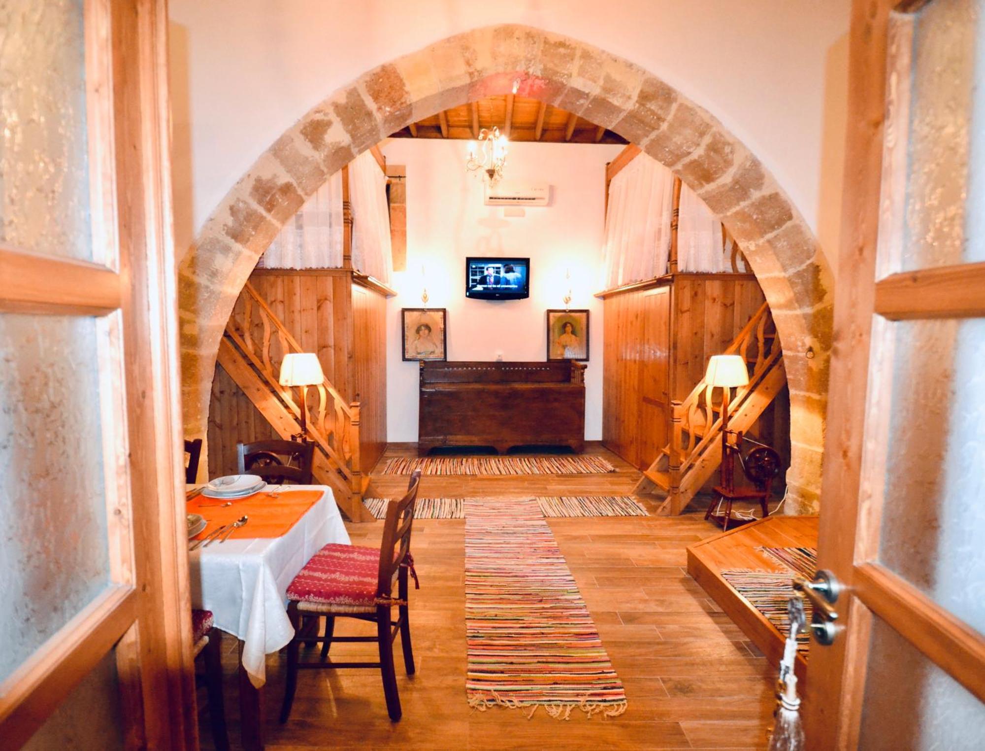 Villa Patitiri Traditional House With Hot Tub أرخانجلوس المظهر الخارجي الصورة